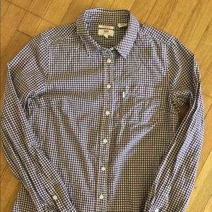 Levi’s Button Up Shirt